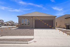 featured image of 1060 Summer Rain St