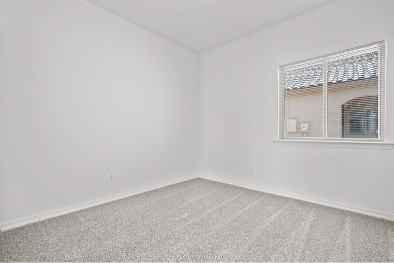 612 Cedarwood Avenue - Photo 7 of 19