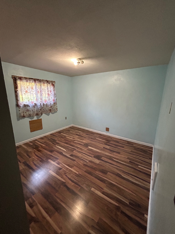 2015 Southeast Ridge Road