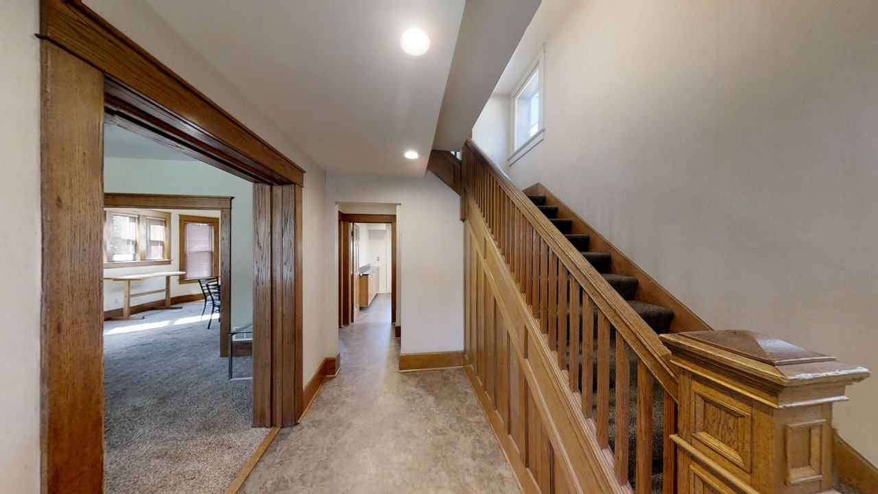 608 Packard - Photo 3 of 4