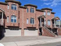 281 13th St #C - Photo 1 of 1