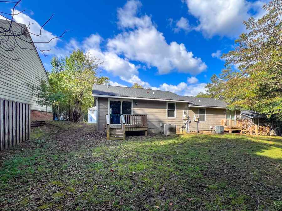 33 Fox Hill Dr #33 - Photo 2 of 3