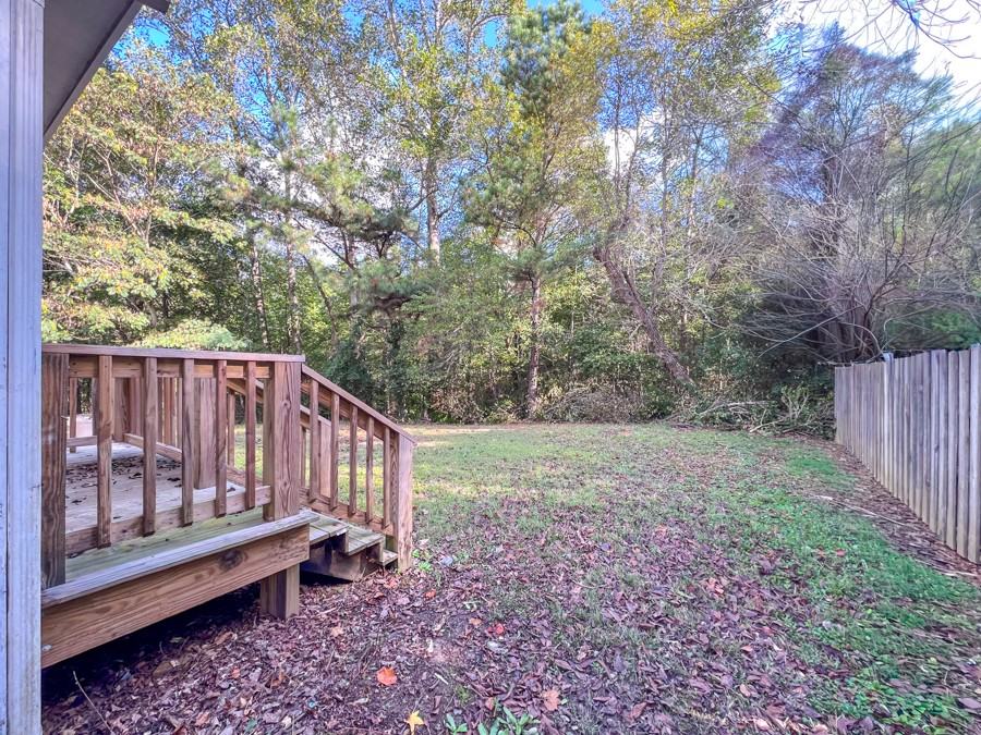 33 Fox Hill Dr #33 - Photo 3 of 3