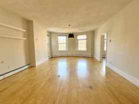 550 Tremont St #4A - Photo 1 of 1