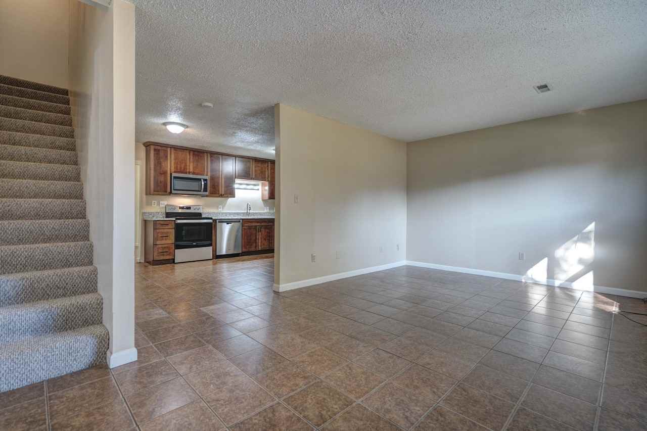 135 Clover Valley Cir #135 - Photo 6 of 29