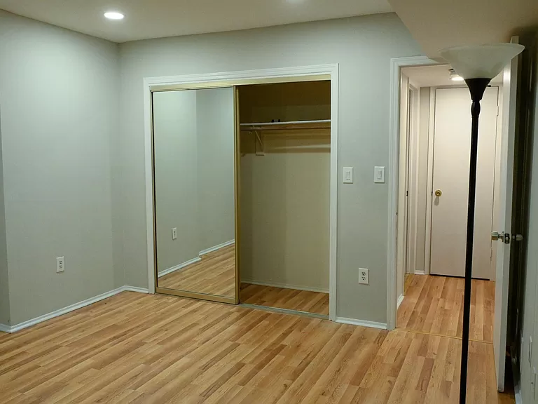 1912 Raspberry Ct #NA - Photo 2 of 10