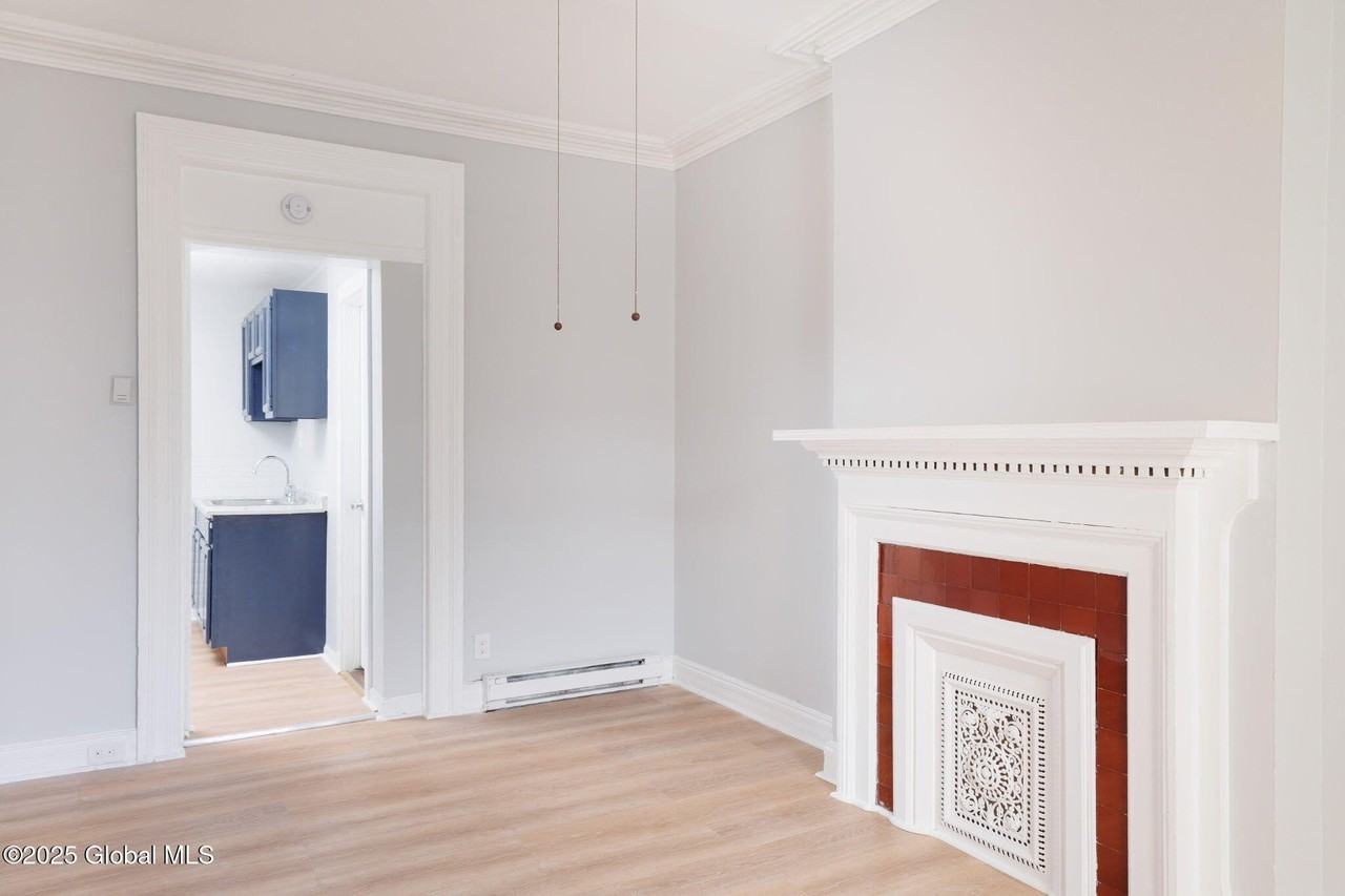 363 Madison Ave Apt 1 #1 - Photo 3 of 10