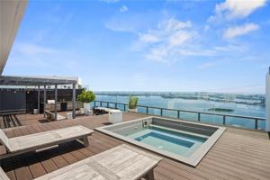 featured image of 650 Ne 32nd St