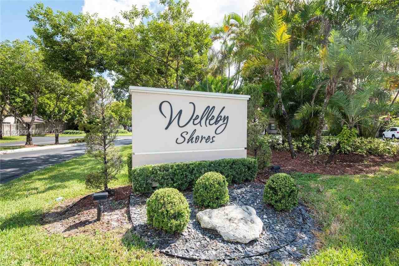 9876 Nob Hill Ct #9876