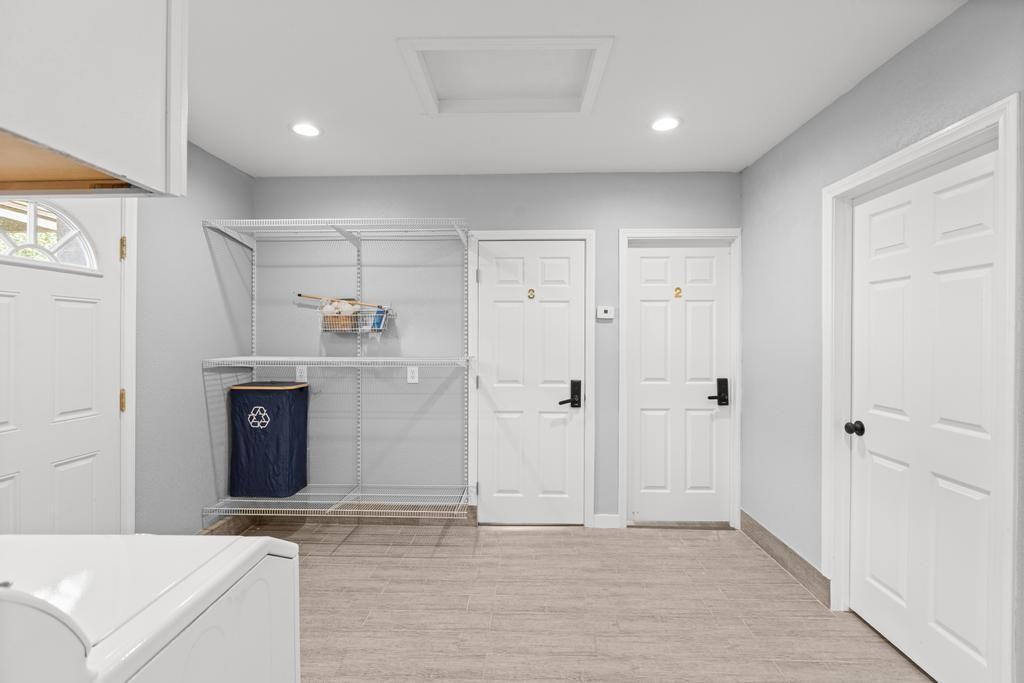 Comb Cir - Photo 5 of 10