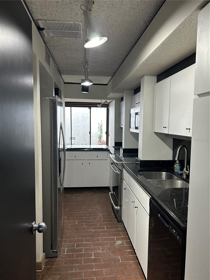 503 Avenue B Nw #503 - Photo 7 of 14