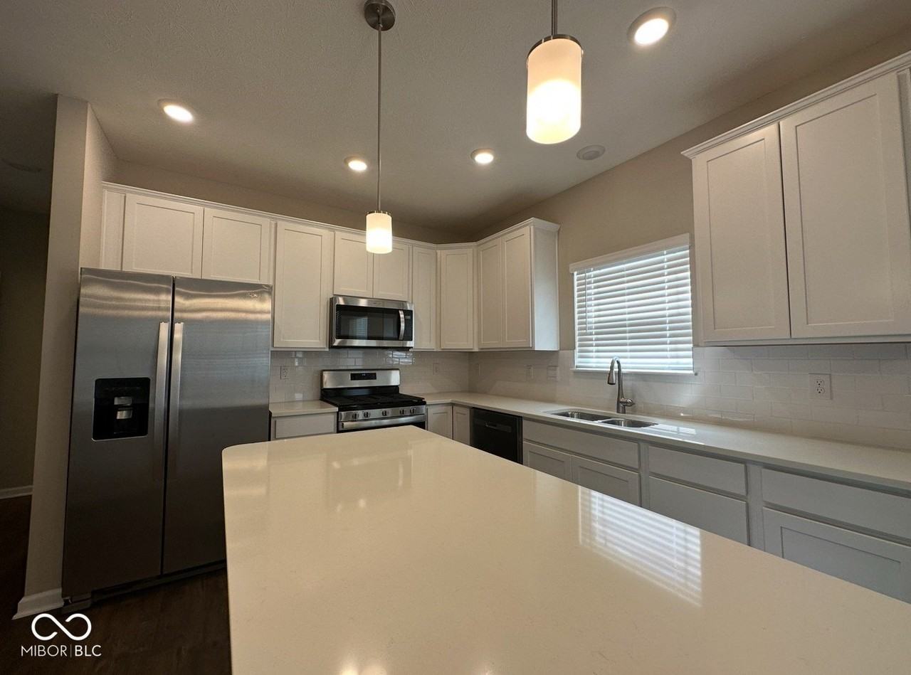 5344 Orwell Ct - Photo 4 of 28