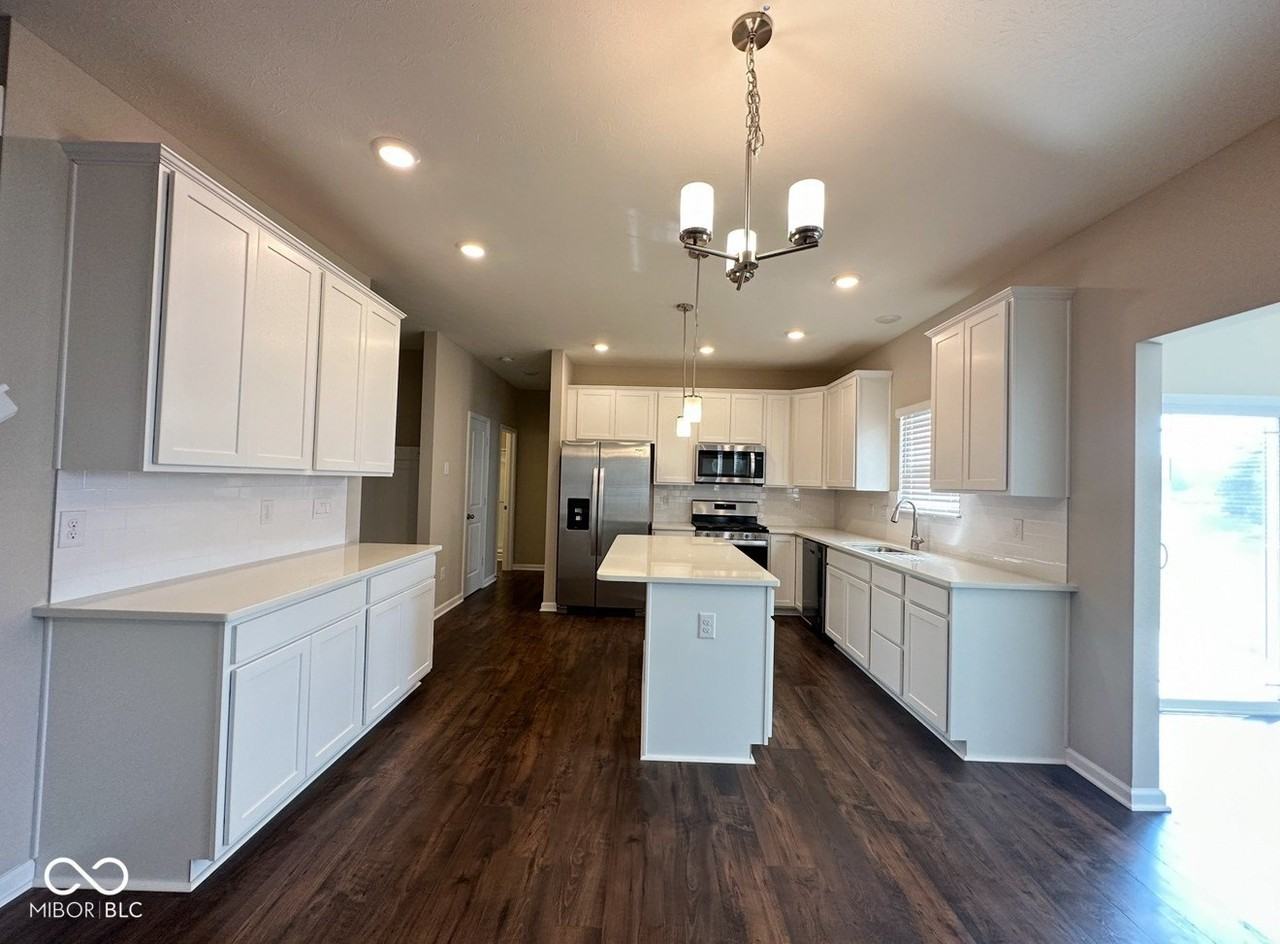 5344 Orwell Ct - Photo 6 of 28