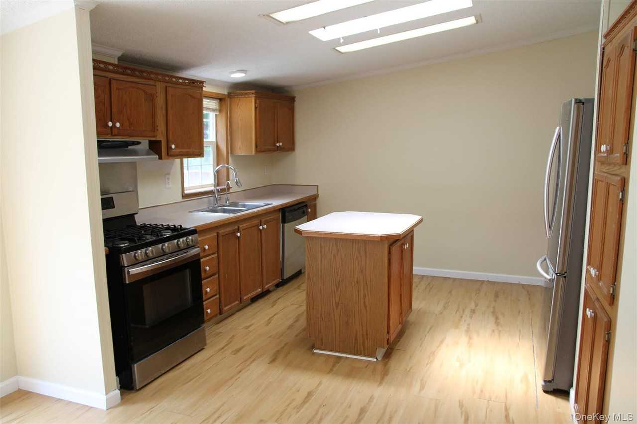 68 Shin Hollow Rd #A - Photo 5 of 13