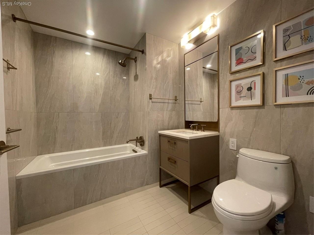 2315 44th Dr - Photo 7 of 7