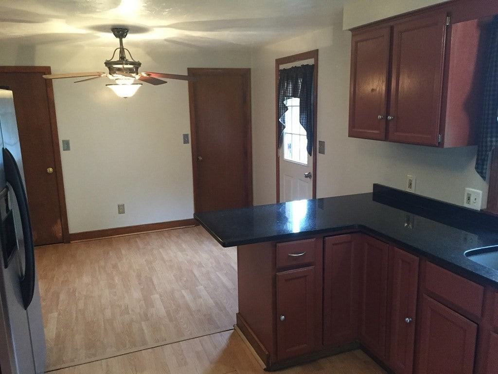 17 Mountain Ave - Photo 6 of 42