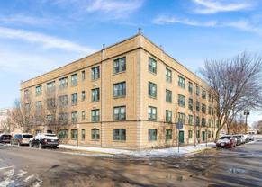 4900 Davis St #2E - Photo 1 of 1