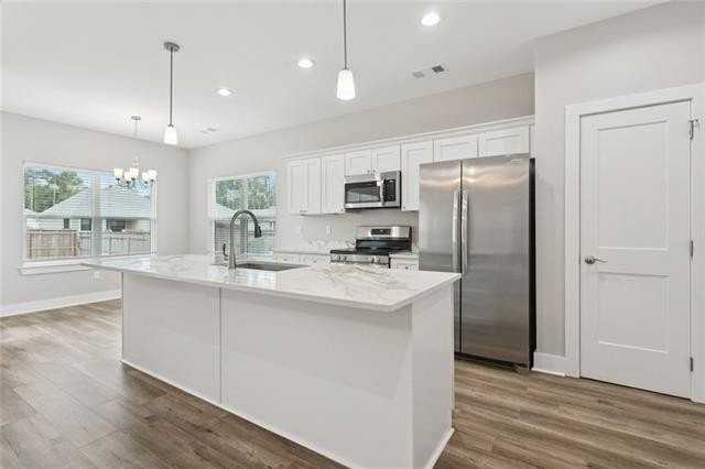 60403 Vermillon Dr - Photo 3 of 17