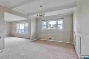 featured image of 376 Harrison Ave Fl 2