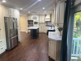 2510 Wellington Cir - Photo 1 of 1