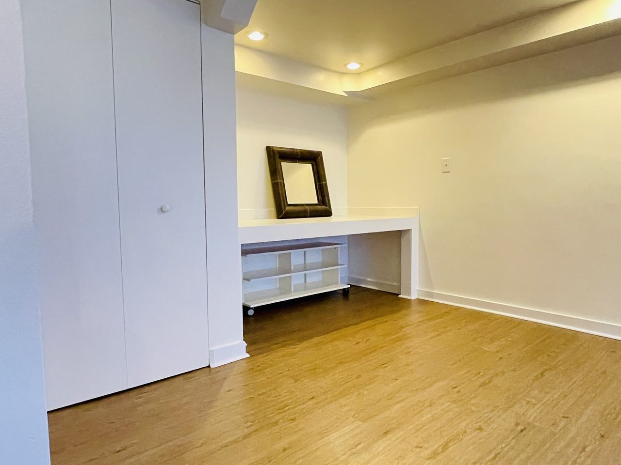 2525 Northeast 110th Street - Photo 2 of 11