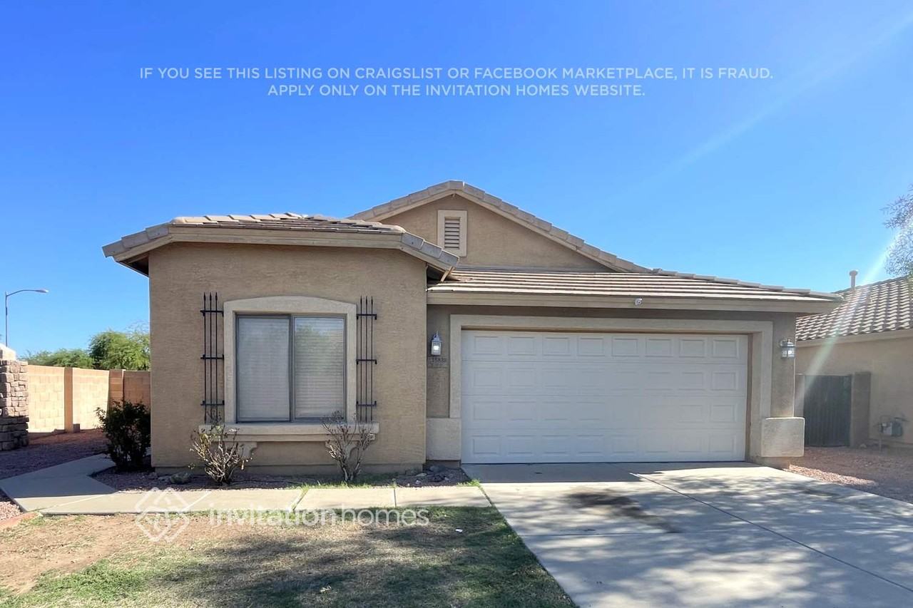 15838 W Tara Ln - Photo 2 of 23