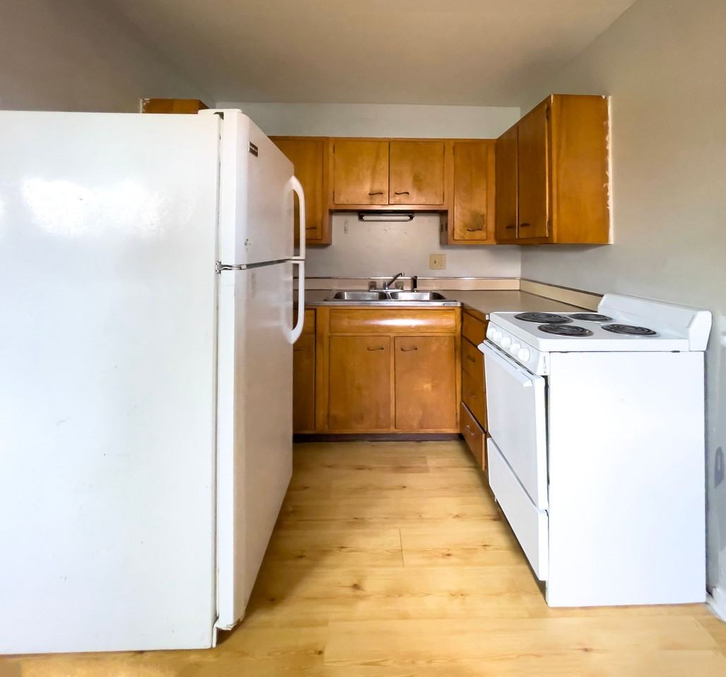 Spacious Apartments in the Heart of the Village - Photo 7 of 40