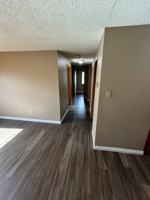 featured image of 4327 8th Ave Ne