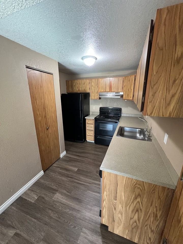 Westwood Apartments - Photo 2 of 8