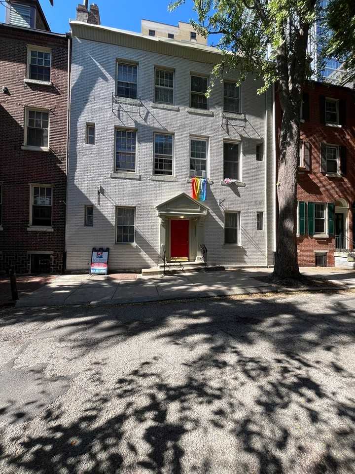 330 S Juniper St #Apt 2