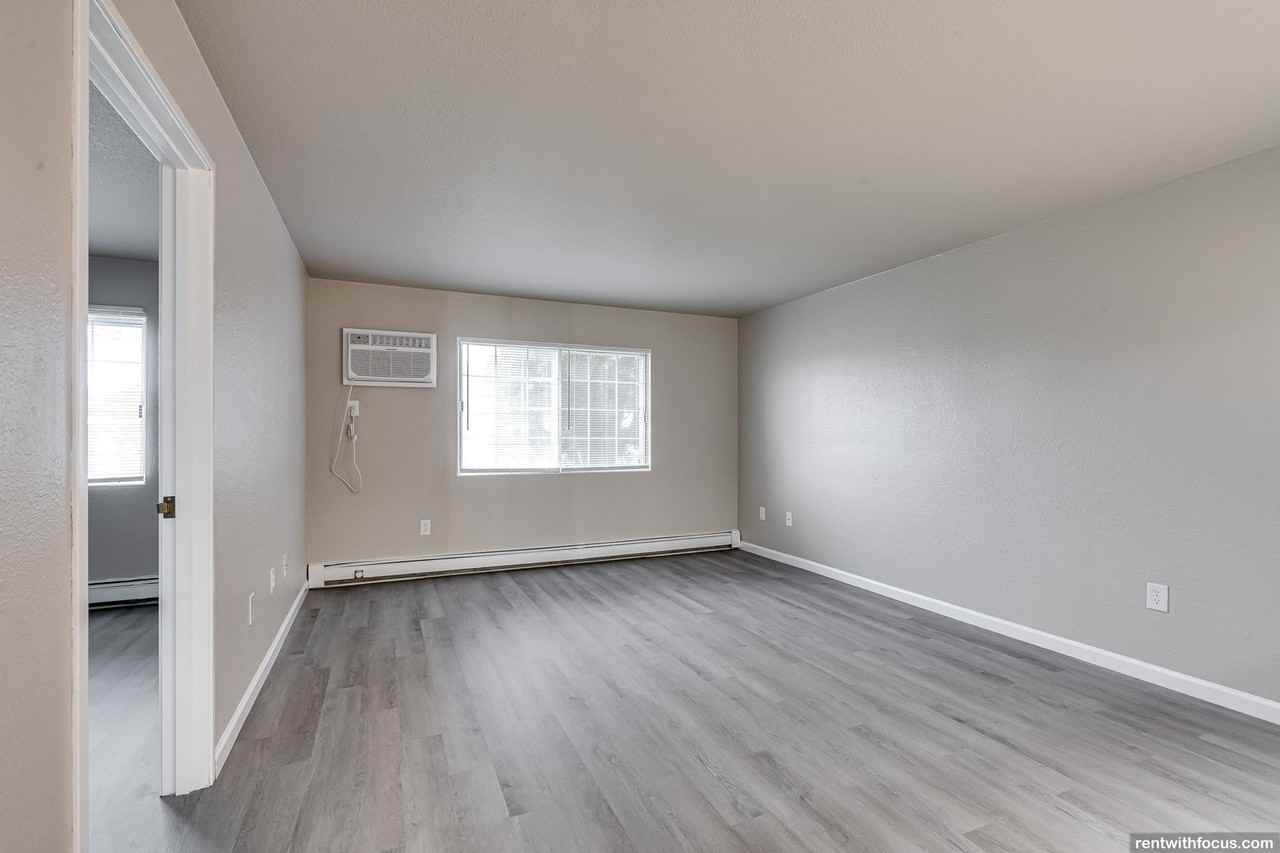 Nova Suites - Photo 6 of 50