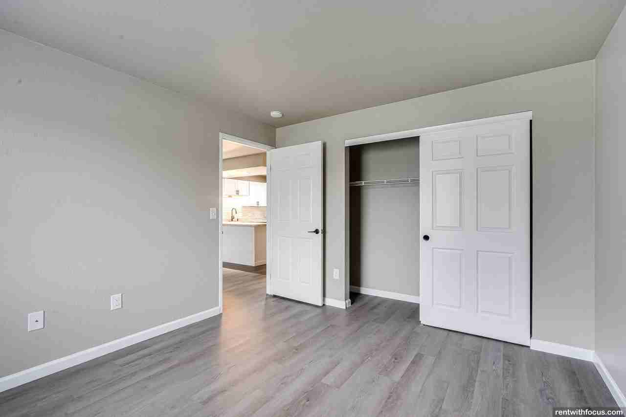 Nova Suites - Photo 7 of 50