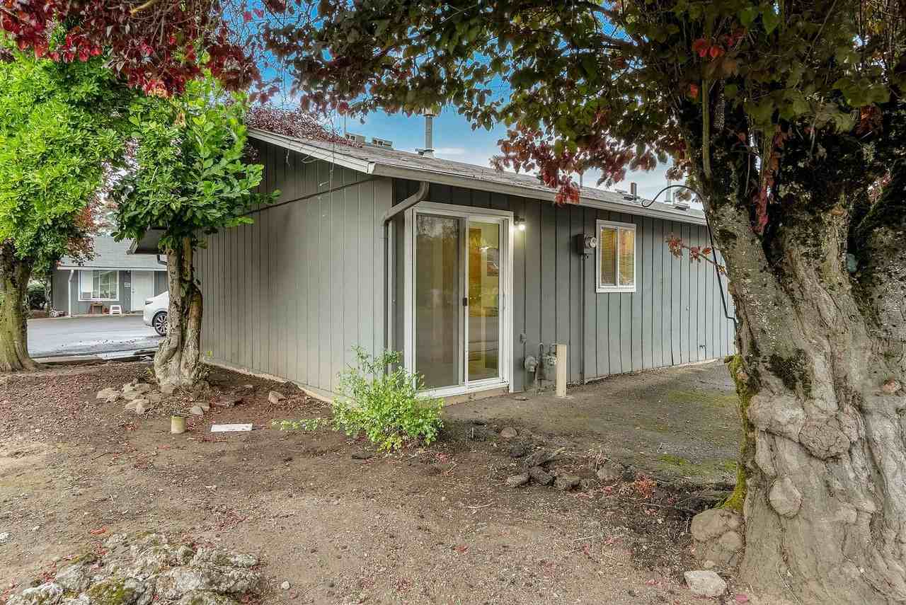 299-5th Street - Photo 4 of 20