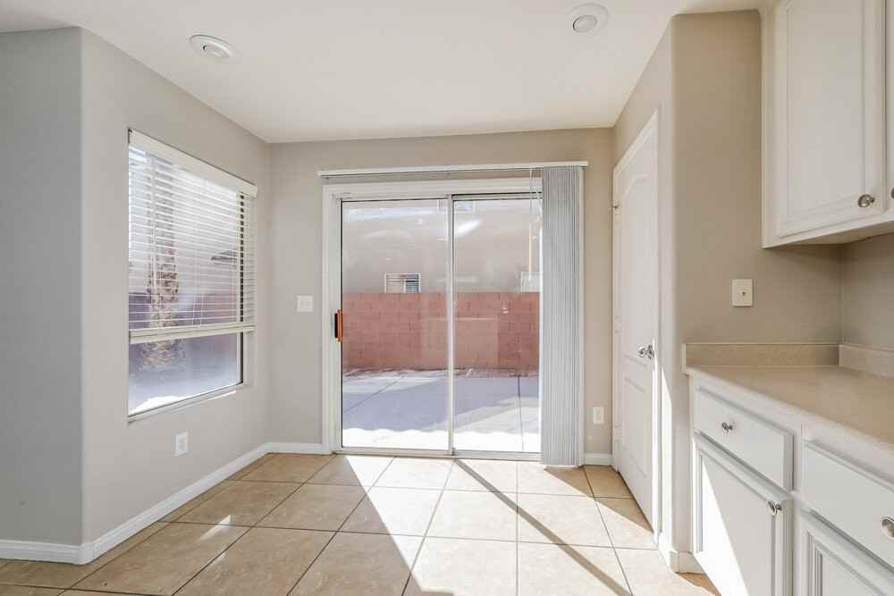 6171 Blue Rapids Ct - Photo 6 of 17