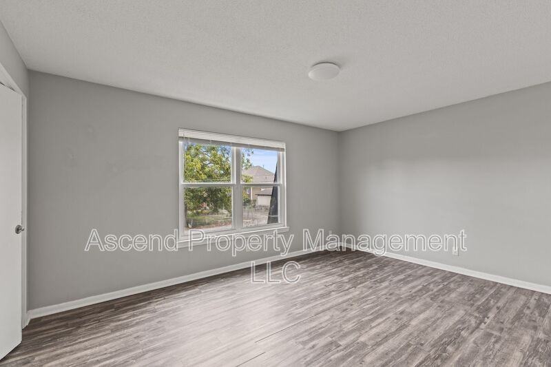 1803 Bailey Ave #B - Photo 6 of 13