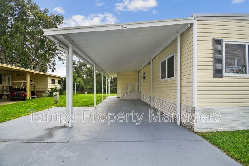 242 Country Lane #A - Photo 3 of 50