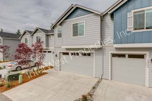 featured image of 10300 Ne 61st Cir