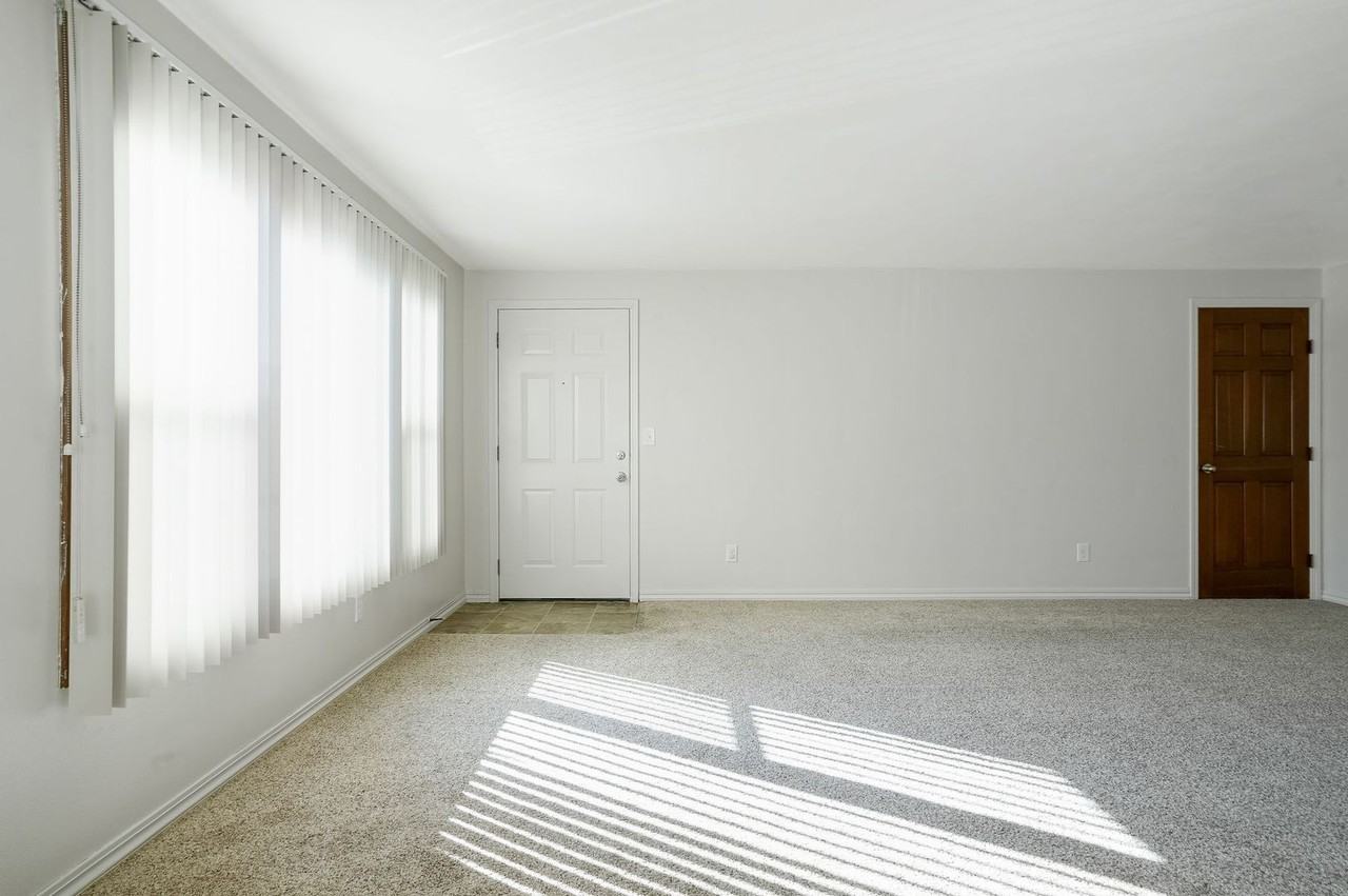 232a-Martha Washington Apartments - Photo 5 of 43