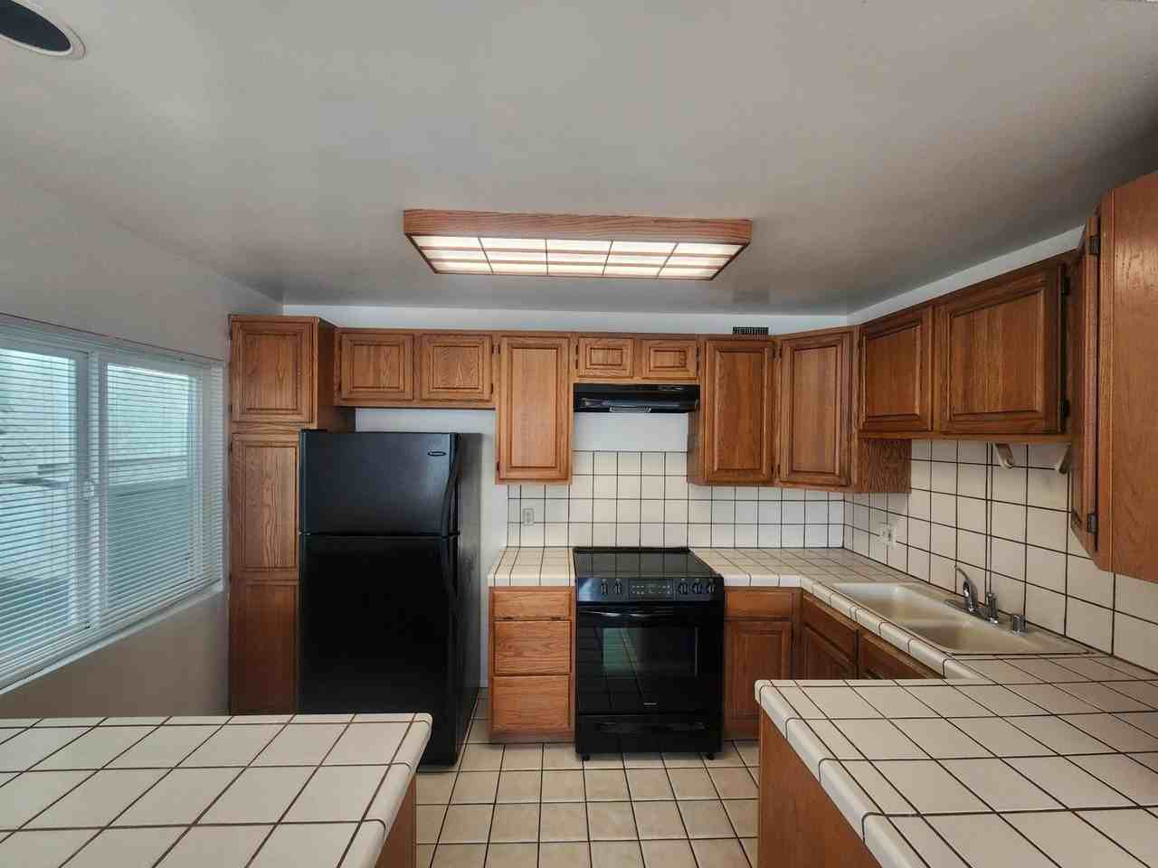 117 Moonstone St - Photo 4 of 15