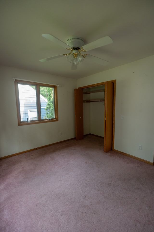 4005 Winnemac Avenue - Photo 2 of 10