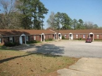 *2821 Club Plaza - Photo 7 of 9