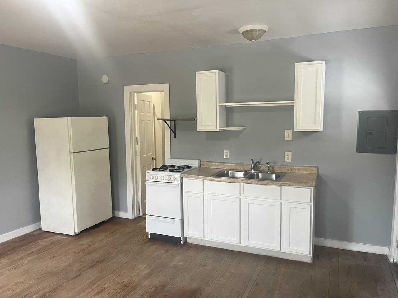 50 E Regent St - Photo 2 of 23