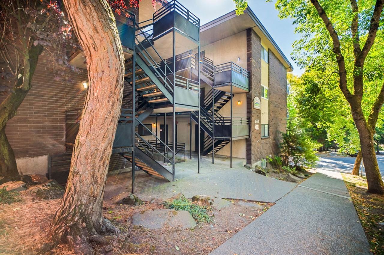 Hill Town Apartments - Photo 3 of 13