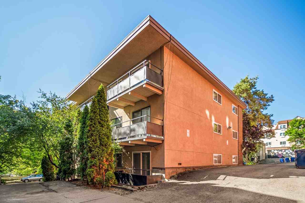 Hill Town Apartments - Photo 4 of 13