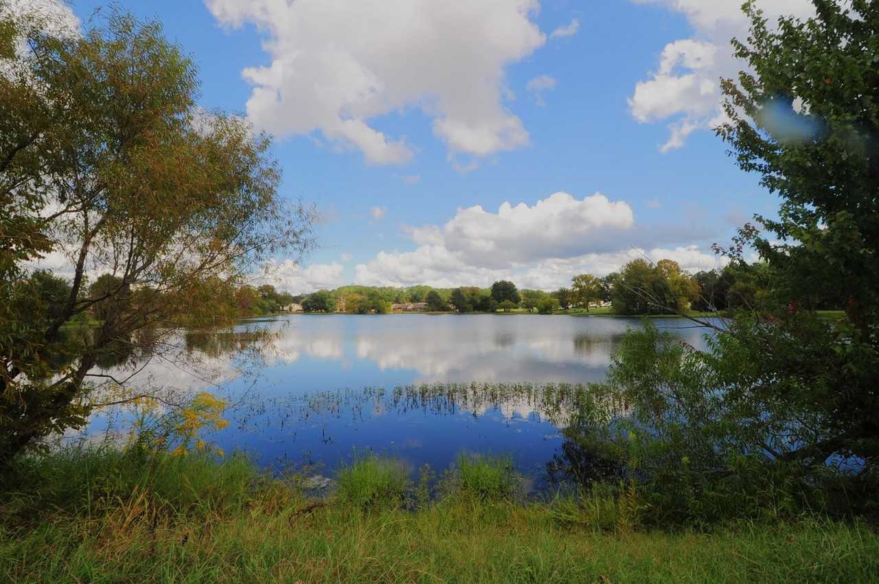 276 Village Springs Dr - Photo 3 of 25