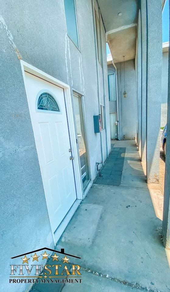 Apartment for Rent on 3311 Union Avenue - Photo 2 of 23