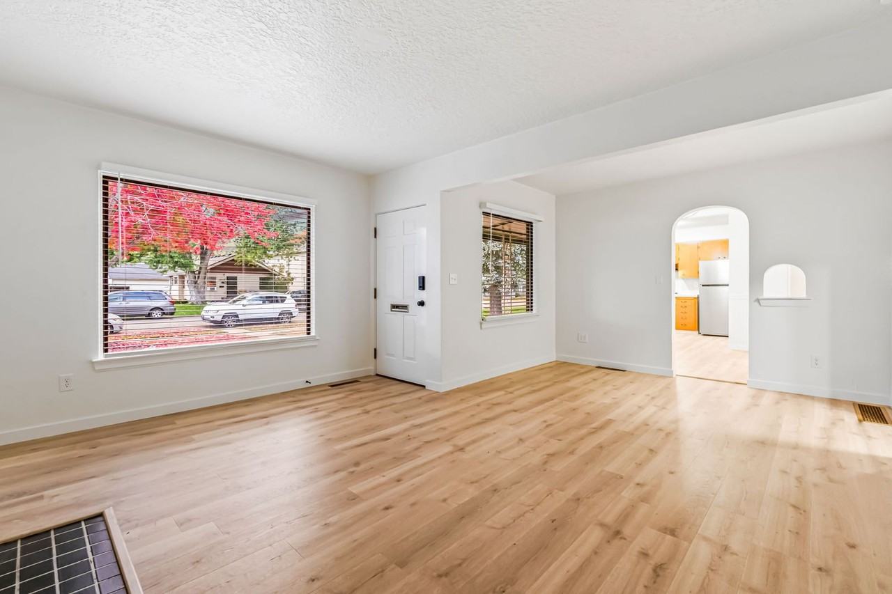 1620 S Colorado Ave - Photo 3 of 21