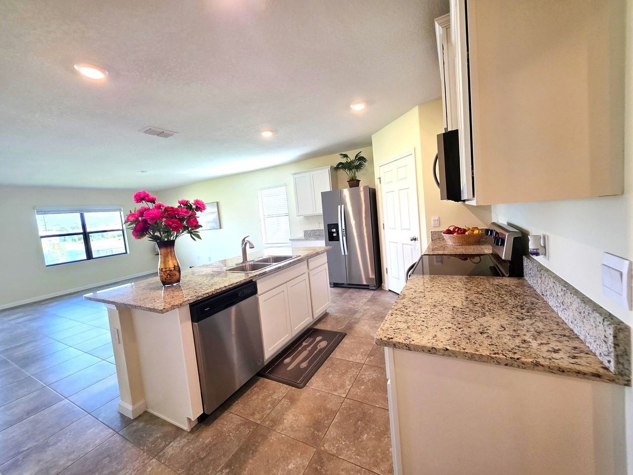 6580 Canterbridge Dr - Photo 6 of 50