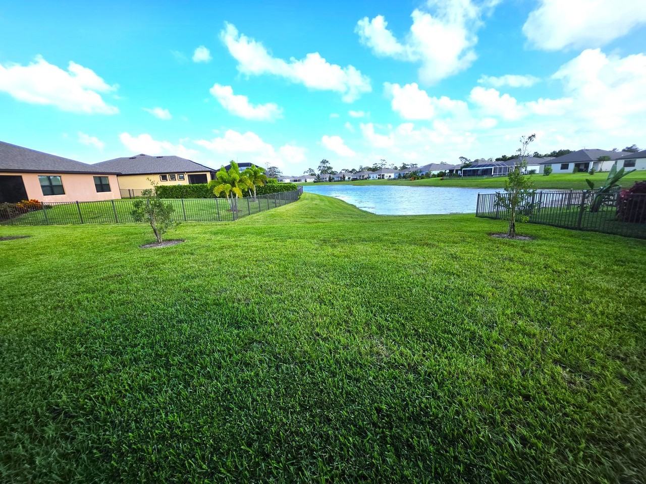 6580 Canterbridge Dr - Photo 2 of 50