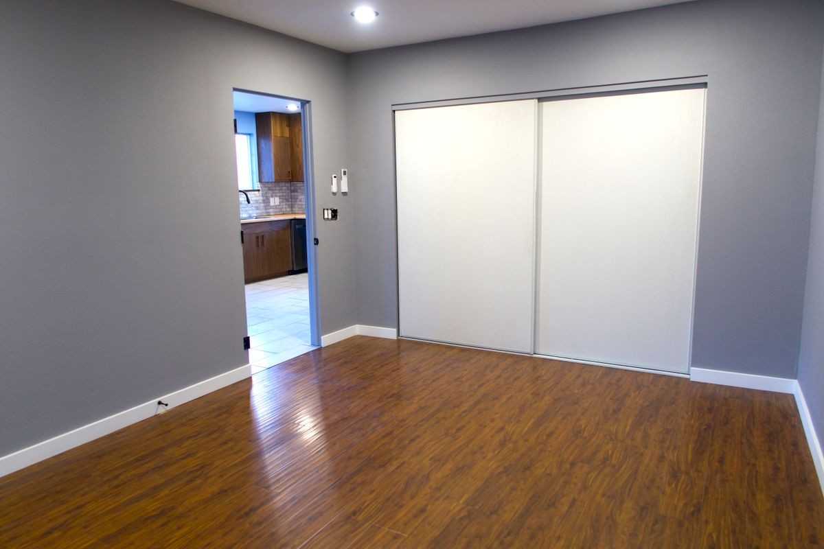 3547 East Green Street ##B - Photo 5 of 21